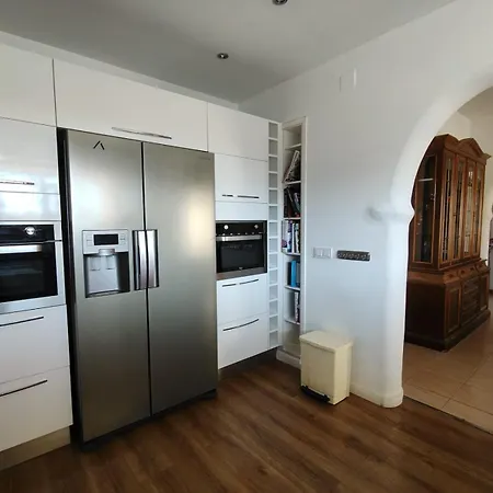Nailencia Villa *