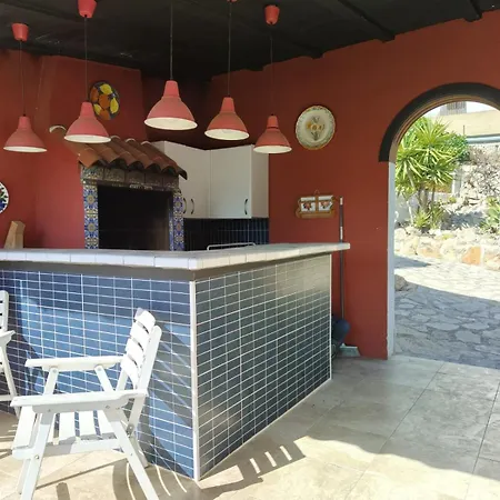 Nailencia Villa